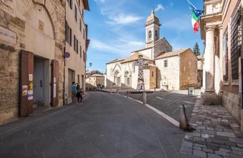 San Quirico d'Orcia Apartment | Antico Borgo