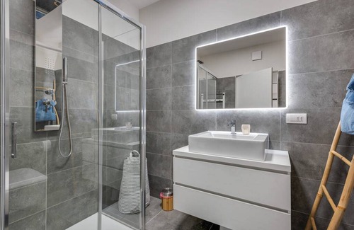 Fiera Apartment | Apartment ∙ 2 bedrooms ∙ 5 guests