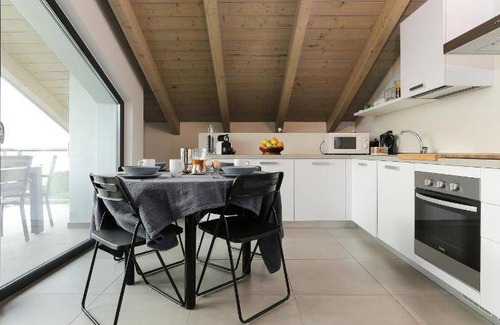 Lesa Apartment | Apartment ∙ 3 bedrooms ∙ 6 guests