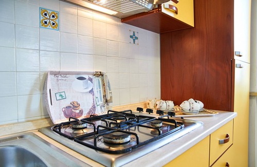 Marina di Mancaversa Apartment | Apartment a stone's throw from Gallipoli