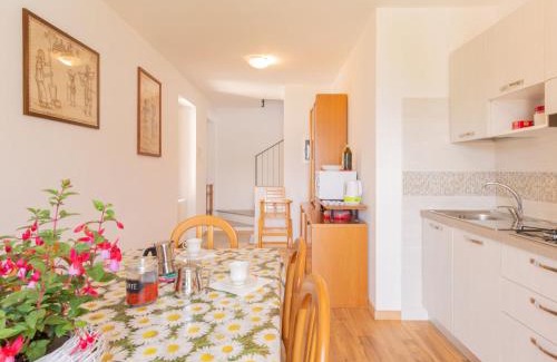 Gittana Apartment | Apartment Alloro by Interhome