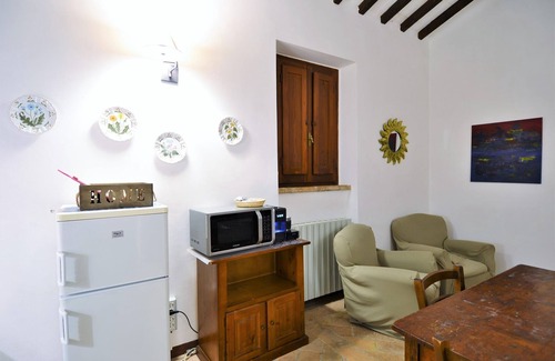 Collesanto Apartment | Apartment in Umbria near Lake Trasimeno