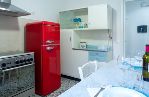 Porto San Giorgio Apartment | Apartment "La Roscia House" with Balcony & Wi-Fi