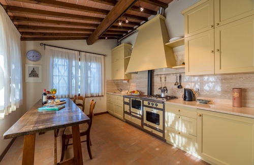 San Gimignano Apartment | Appartamento Casaglia in the countryside of San Gimignano