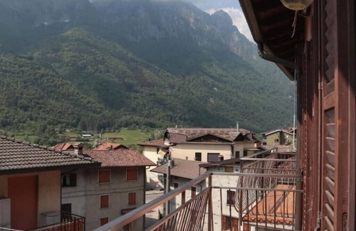 Primaluna Apartment | Appartamento Vista Grigna [natura,sport e Relax]