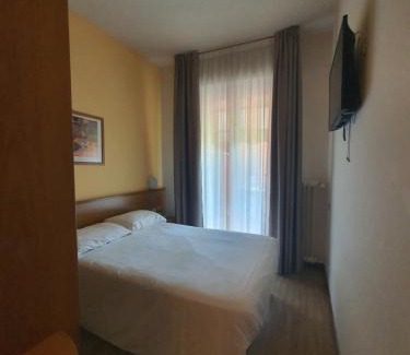 Lesa Hotel | Aries