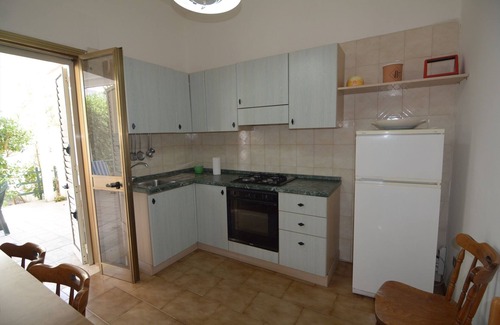 Torre dell'Orso Apartment | Bear Tower: house with garden and parking 100m from the sea, 700 beach