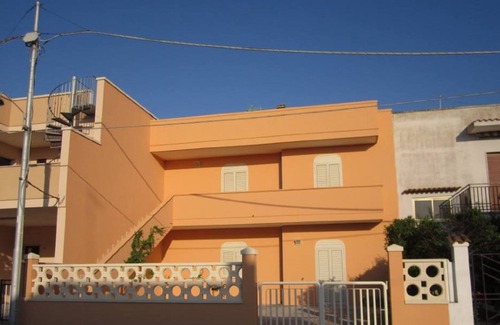 Torre dell'Orso Apartment | Bear Tower: house with garden and parking 100m from the sea, 700 beach