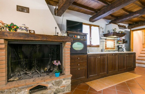 Montieri Apartment | Beautiful apartment for 5 guests with WIFI, TV, terrace and pets allowed