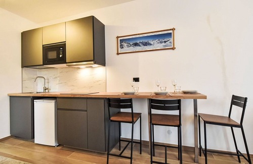 Bormio Apartment | Beautiful apartment for 3 people with TV, terrace and pets allowed