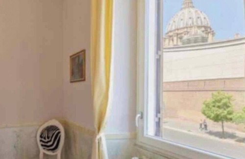 Quartiere XIII Aurelio Apartment | Beautiful apartment steps way from vatican
