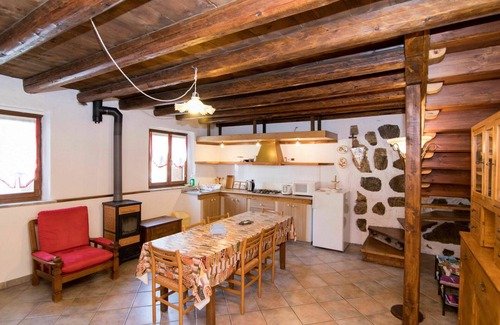 San Giovanni al Natisone House | Beautiful villa for 4 guests with WIFI, A/C, TV and patio
