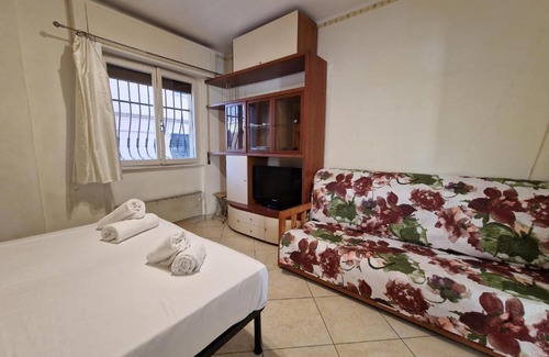 Borghetto Santo Spirito Apartment | [Borghetto S.S.] trilocale davanti al mare - A/C
