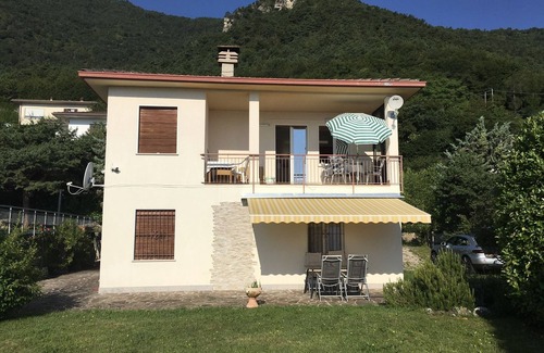 Tignale Apartment | CASA BRIGITTA Apartment with private pool, nature & stunning views