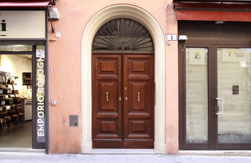 Historic Center Hotel | Casa Isolani Piazza Maggiore 1.0