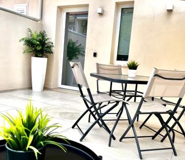 Punta Secca Apartment | Casa Lina
