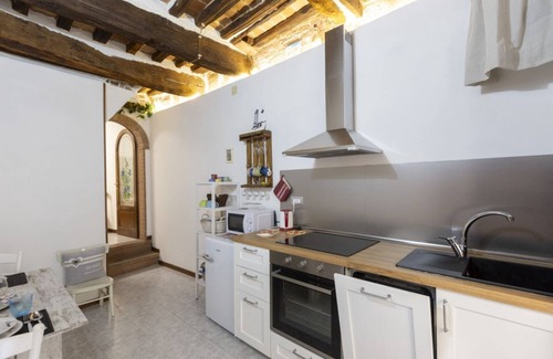 Siena Historical Center Apartment | Casa Onda - in the Contrada heart