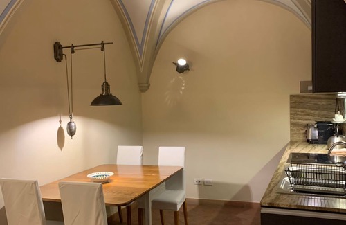 Santa Croce Apartment | Charming apartment in the heart of the historic center of Florence