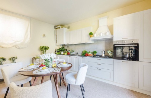Lucca Historical Center Apartment | Comfortable Convenient Apartment with Garden Views