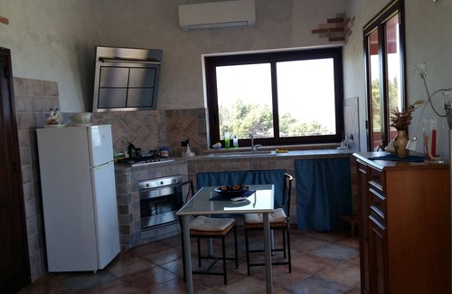 Borgetto Apartment | Comfortable u. Quiet holiday living. 65sqm. + Terrace 30 sqm., U with pool. sea ​view