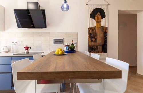 Isolotto Apartment | Cosy apartment for 7 guests with A/C, WIFI, TV, balcony and panoramic view