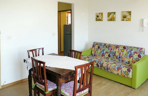 Cossombrato Apartment | Cosy apartment for 4 guests with A/C, WIFI, pool, TV, patio and pets allowed