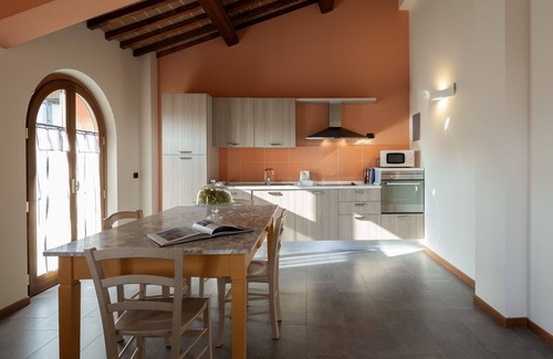Larciano House | Cosy apartment in villa for 4 people with WIFI, pool, A/C, TV and panoramic view