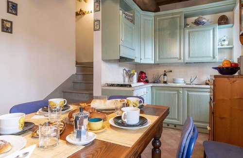 Cascine-La Croce Apartment | Cosy apartment with WIFI, A/C, TV, balcony, pets allowed and panoramic view, close to Pisa