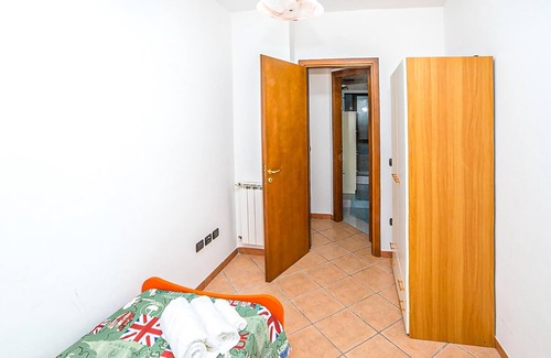 Policastro Bussentino Apartment | Cozy apartment on Campania's beautiful west coast.