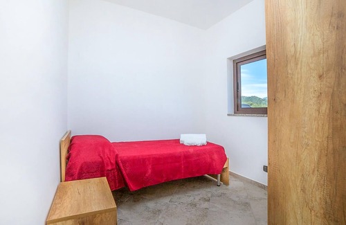 Policastro Bussentino Apartment | Cozy apartment on Campania's beautiful west coast.