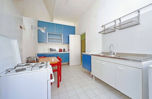 Nomentano Apartment | Cremona, Bright 1 Br Apartment Near Piazza Bologna By Halldis