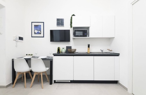 Isola Apartment | Easylife - Practical studio in the Fontana area