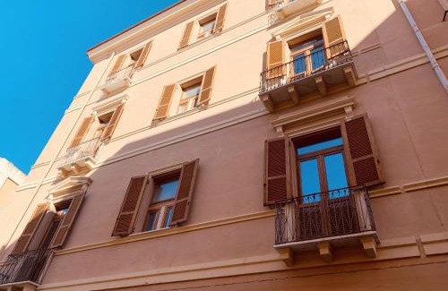 Marina District Apartment | Elegant Studio in Cagliari, 60 m² with balcony and view