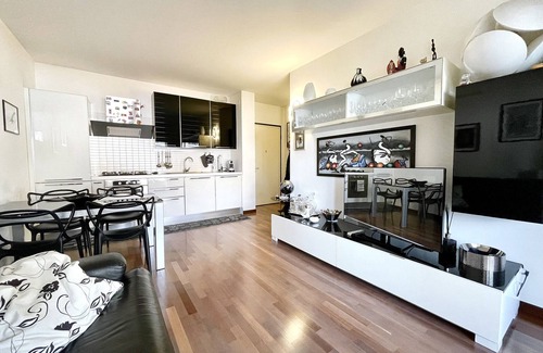 Sarnico Apartment | Flight Of Dragonfly - Sarnico