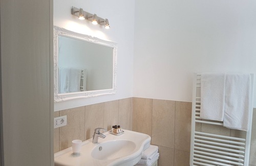 Colico Bed & Breakfast | Foresteria Villa Margherita