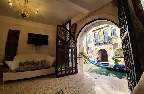 San Polo House | Frari Luxury Apartment