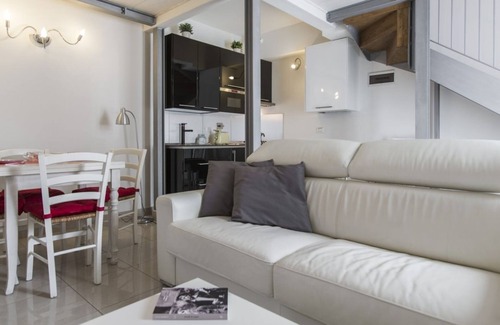 Historic Center Apartment | GetTheKey Boldrini Loft 6
