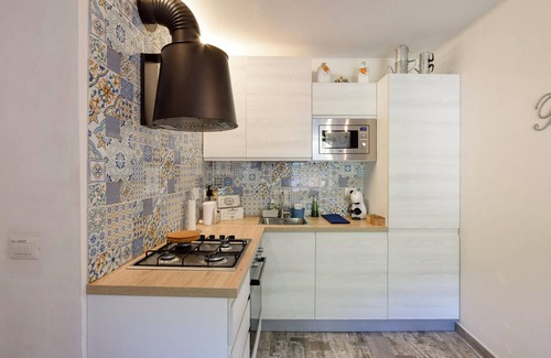 Sori Apartment | Gorgeous apartment in Sori with WiFi