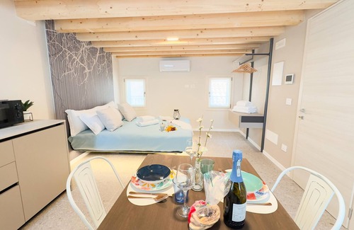 Chioggia Apartment | Graceful Apartments Purgatory by Ca-sa Check