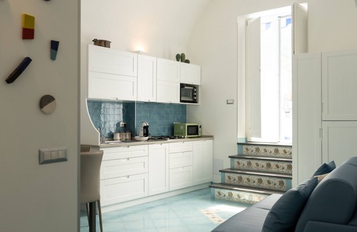 Maiori Apartment | GRECALE: AMAZING TERRACE/SEA VIEW - UP TO 5 GUESTS