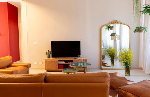 Parma City Centre Apartment | Henry's House