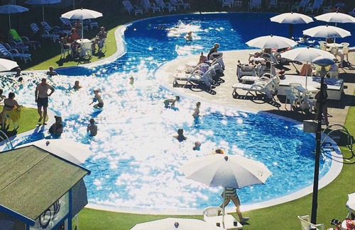 Lido di Spina Apartment | Holiday apartment with outdoor pool