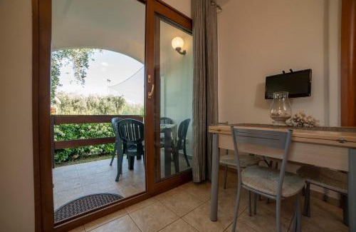 Mattinata House | Holiday Apartment orchidea with swimming pool and private beach -3