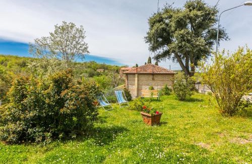 Montefollonico House | Holiday Home A casa di Gabri by Interhome
