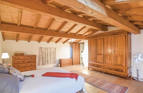 Montioni House | Holiday Home Lazise (VR) with Fireplace I