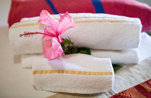 Santa Margherita di Pula House | Holiday Home "Una Pineta sul mare" ear the Beach with Wi-Fi, A/C & Pool