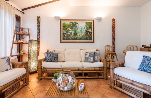 Santa Margherita di Pula House | Holiday Home "Una Pineta sul mare" ear the Beach with Wi-Fi, A/C & Pool