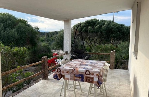 Calasetta House | Holiday Home 'Villa Girasole' with Private Pool, Wi-Fi and Air Conditioning