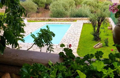Salemi Villa | Homerez - Villa 15 km from the beach for 8 pers. with pool in Trapani