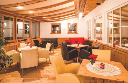 Valdaora di Sopra Hotel | Hotel ∙ 2 guests